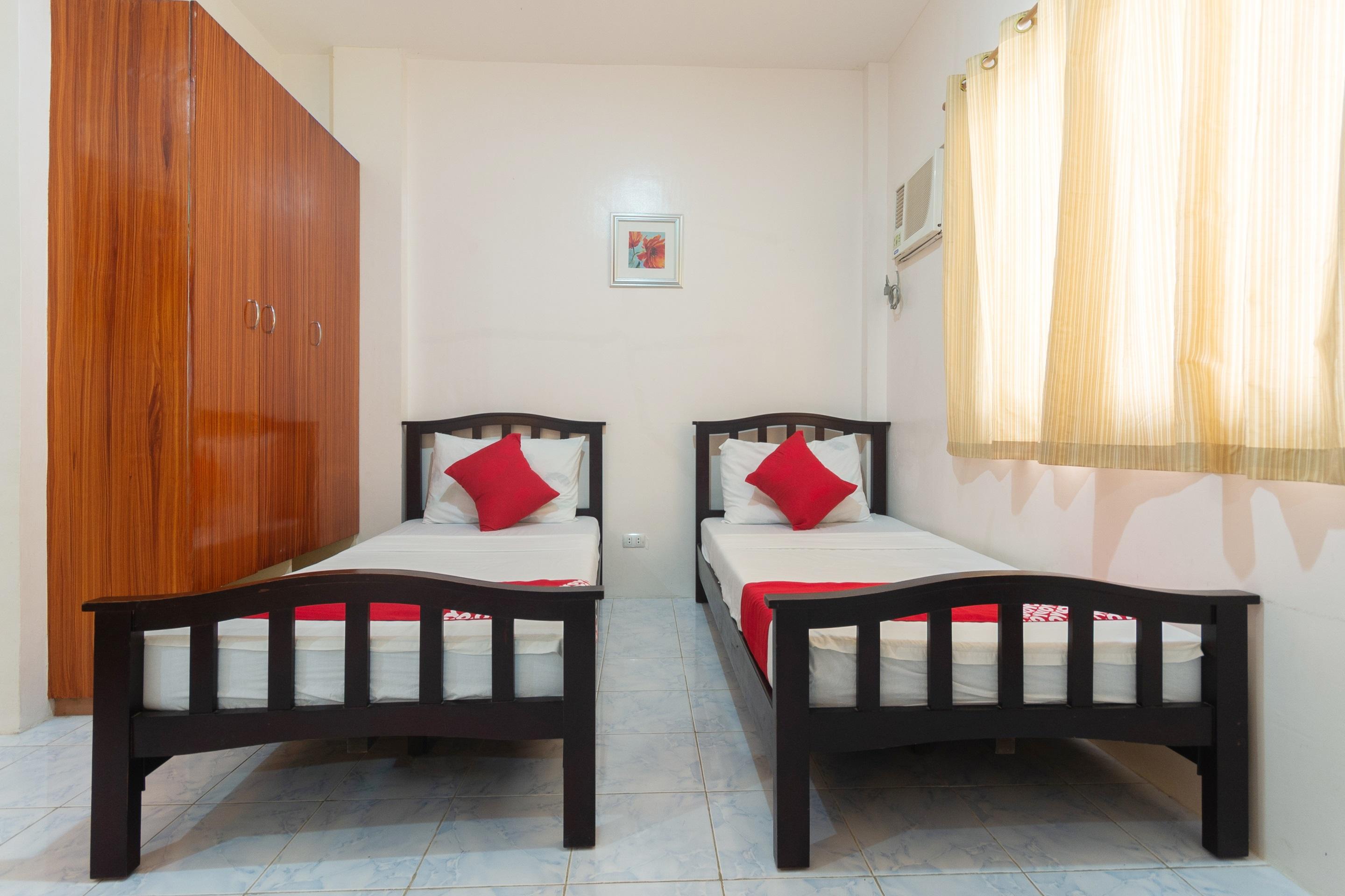3J'S And K Apartment Lapu-Lapu City Dış mekan fotoğraf