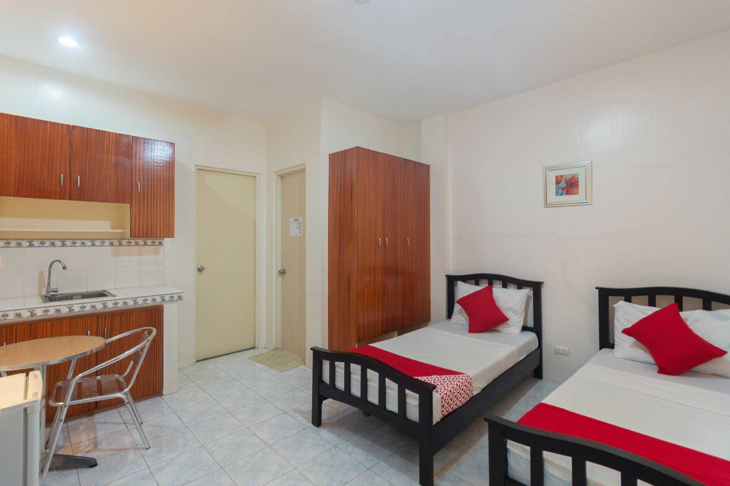 3J'S And K Apartment Lapu-Lapu City Dış mekan fotoğraf