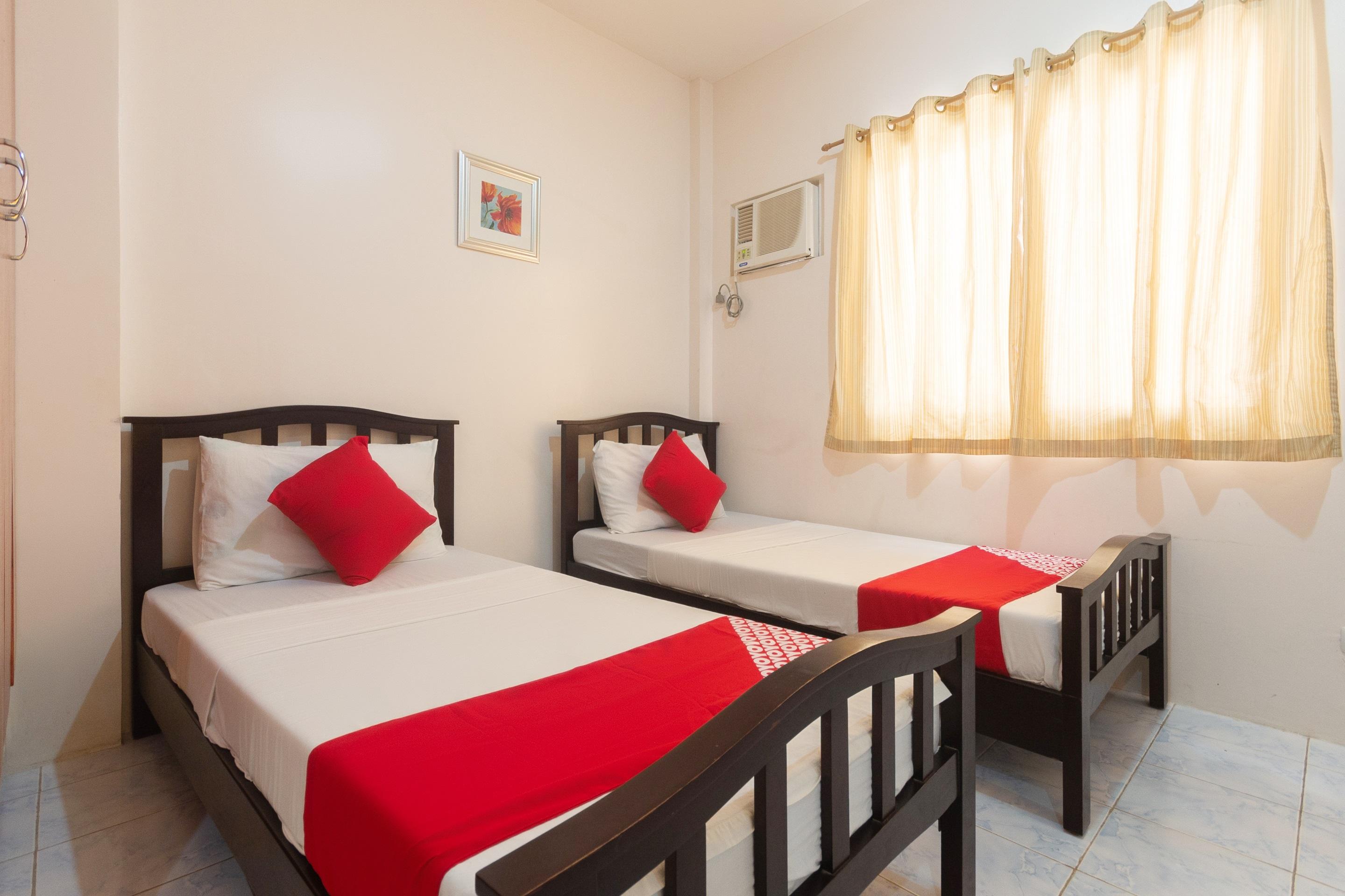 3J'S And K Apartment Lapu-Lapu City Dış mekan fotoğraf